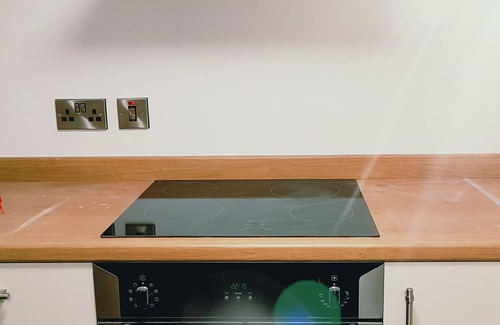 Aberystwyth Apartment | LUXURY DOUBLE ROOM WITH ENSUITE IN THE HEART OF ABERYSTWYTH