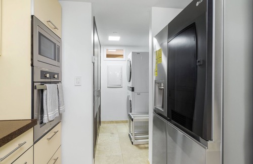 Aruba Apartment | Luxury Eagle Beach Apart Ground Floor with Direct Pool Access one step Beach