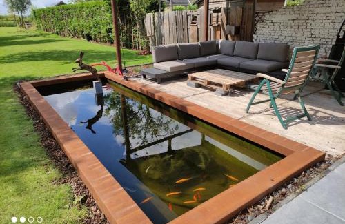 Loon House | Luxury eco home with large garden and lots of light
