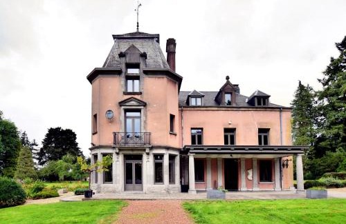 Jamoigne House | Luxury Estate with Pool & Spa