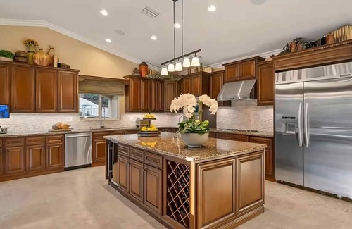 Murrieta House | Luxury Estate with Private Pool, close to Temecula Wine Country and Trails