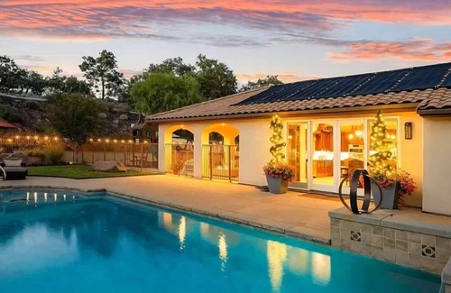 Murrieta House | Luxury Estate with Private Pool, close to Temecula Wine Country and Trails