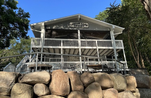 Maple Lake House | Luxury family escape- expansive beach, hot tub, and more