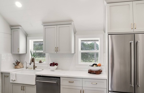 Round Top Other | Luxury Farmhouse & Guesthouse/6mil to The Square
