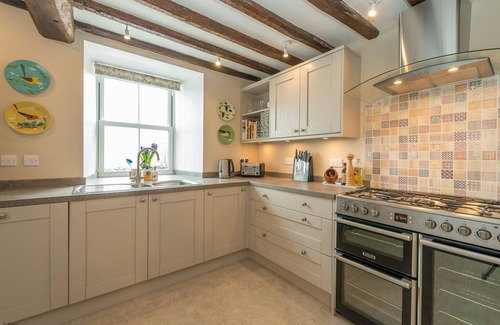 Cwmtirmynach Cottage | Luxury Farmhouse in Mountain Location | Cwmain