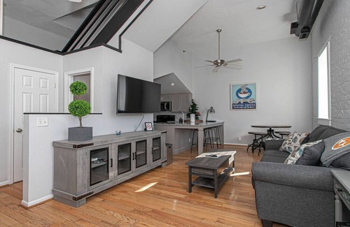 Old City Apartment | Luxury Flat On Jackson Walk to Food & Drinks