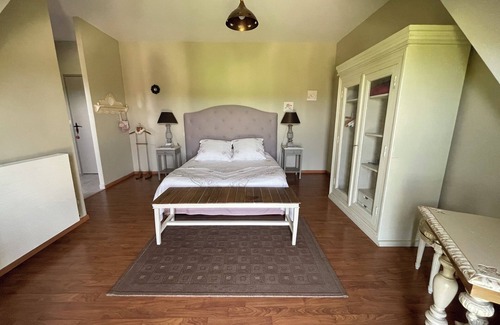 Saint-Jean-Saint-Germain Bed & Breakfast | Luxury bed and breakfast in the heart of the Châteaux de la Loire near Beauval Zoo