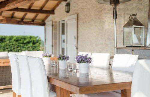 Pellegrue Villa | Luxury French Stone Country House