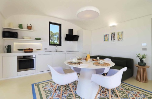 Marina San Gregorio House | Luxury Ginevra - Two Bedroom House, Sleeps 4