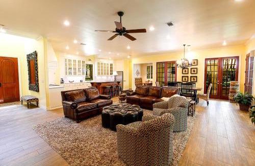 Horseshoe Bay West House | Luxury Golf Course Private Retreat with Heated Swimming Pool