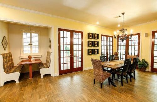 Horseshoe Bay West House | Luxury Golf Course Private Retreat with Heated Swimming Pool