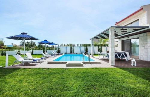 Pefkochori Villa | Luxury Halkidiki Villa | Deluxe 5 Bedroom Villa | Private Pool | Pefkochori