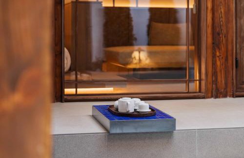 Samcheong-dong Apartment | Luxury Hanok Stay Blue Dot