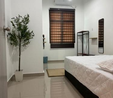 Bandar Indera Mahkota House | Luxury HAZA Homestay