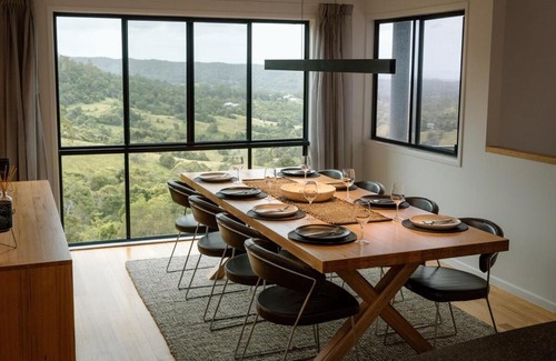 Mapleton House | Luxury Hilltop Hideaway Private Outdoor Bath Stunning Hinterland Views
