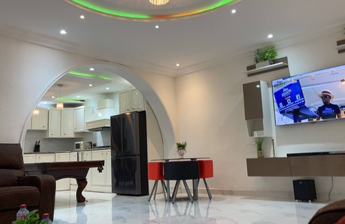 Ogbodjo Villa | Luxury holiday home