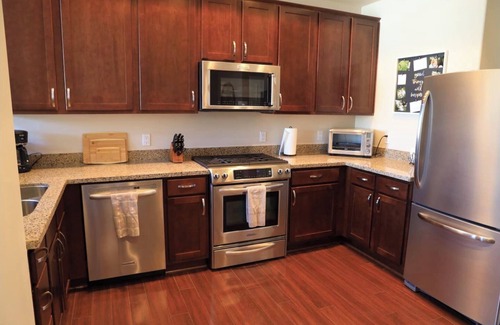 Riverside House | Luxury Home/Downtown Tempe/ASU/Mill Ave/Tempe Lake