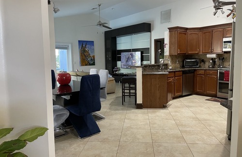 Greenview Shores House | Luxury Home in the heart of Wellington