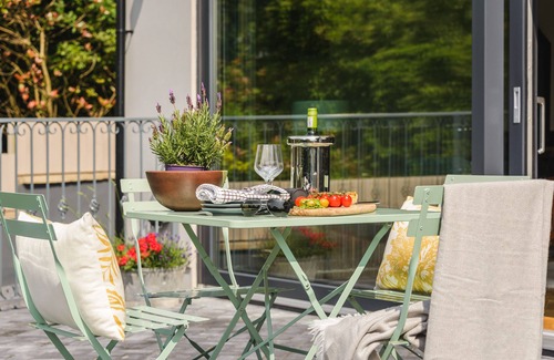 Newcastle Emlyn House | Luxury house with beautiful views in West Wales Cardiganshire/Pembrokeshire