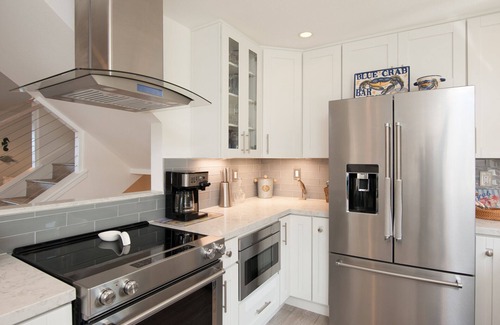 Blue Lagoon Condo | LUXURY LAGUNA BEACH COTTAGE- 2025-2026 br>Early Booking Disc. -Newly Remodeled
