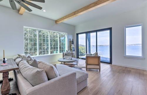 Granbury House | Luxury Lake Granbury Cliffside Home with Deck!