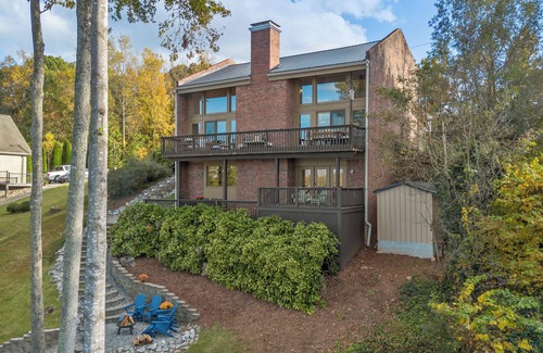 Inman House | Luxury lake house in SC with mountain views!