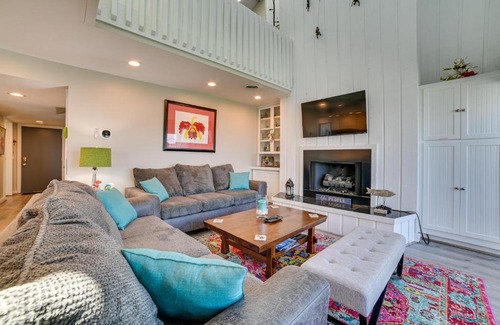 Boyne City House | Luxury Lakefront Boyne City Townhome with Views!
