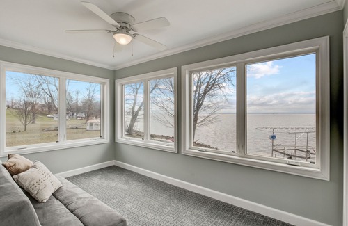 Bayberry House | Luxury Lakefront Family Retreat
