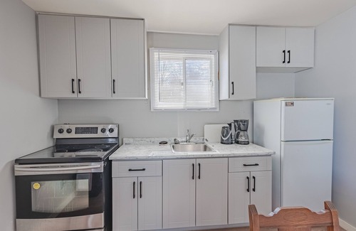 Frontenac Cottage | Luxury Lakefront Loft with Stunning Views