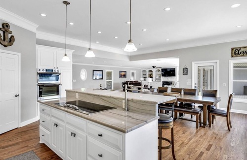 Lake Murray of Richland House | Luxury Lakefront Retreat Private Dock & Stunning Views!