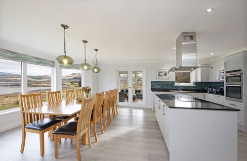 Benderloch House | Luxury,large waterfront property with outdoor hot tub on shore of Scottish Loch.