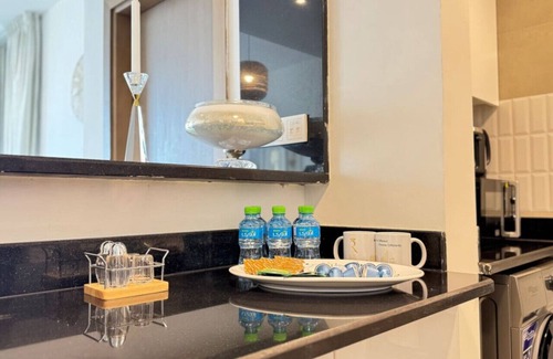 Al Raha Beach Apartment | Luxury Living at Its Best : 2BR in Al Rahah