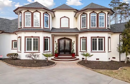 Burlington House | Luxury Lochshire