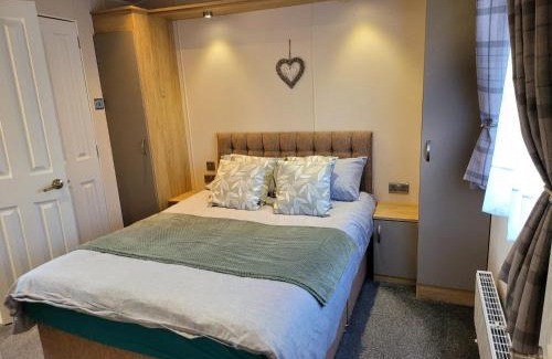 Great Houghton Resort | Luxury Lodge at billing aquadrome