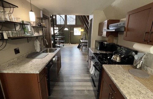 Saint Marys  Allen County House | Luxury Lodge near Airport, Unique A-Frame, Woof!