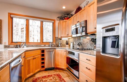 Mountain Village House | Luxury Lodge with Breathtaking Views