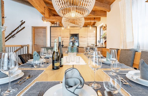 Lengdorf House | Luxury lodge with sauna and private terrace