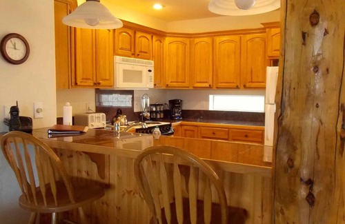 Dillon House | Luxury Lookout Ridge Townhome In the Heart of Summit County