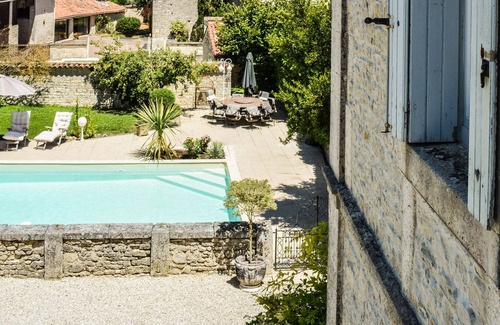 Coulonges House | Luxury Maison Maitre near Angouleme with Pool, 8 People