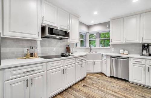 Conroe House | Luxury majestic spacious estate in charming Woodland-Conroe