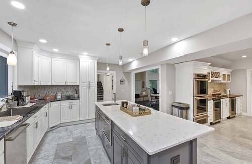 Hunting Valley House | Luxury meets nature in this breathtaking 5-bedroom country chateau