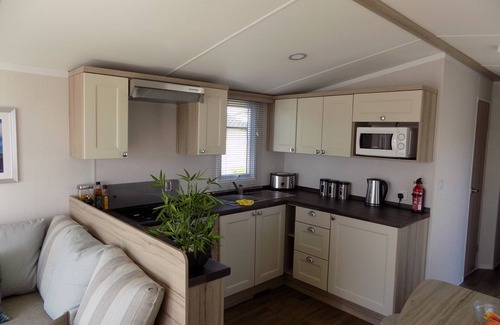 Wyke Regis House | Luxury mobile home with spectacular sea views.
