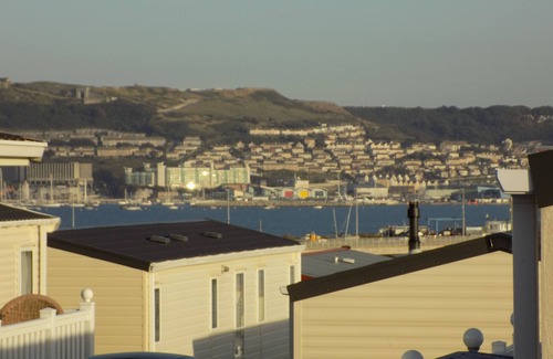 Wyke Regis House | Luxury mobile home with spectacular sea views.