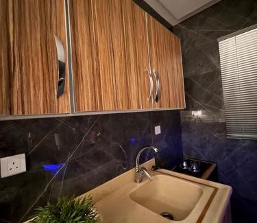 Al-Rawdah Apartment | Luxury Modern Apartment with smart entry