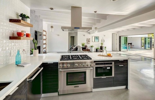Deepwell Estates House | Luxury Modern Escape - 'Casa Esencia'