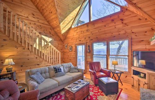 Blairsville House | Luxury Mountain Cabin - Panoramic Mountain Views