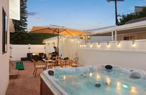 Clarkdale Villa | Luxury Oasis in Culver City! Free parking and Jacuzzi