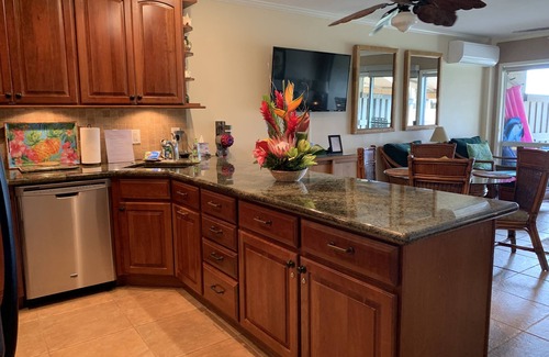 Kahana Condo | Luxury Ocean View Condo - Kahana Sunset D4 - A/C & 5G WiFi - Pool