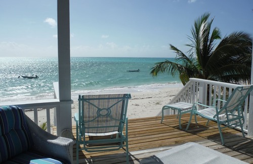Cherokee House | Luxury Oceanfront with HOT TUB - BOAT, kayaks, paddleboards included -PARADISE!