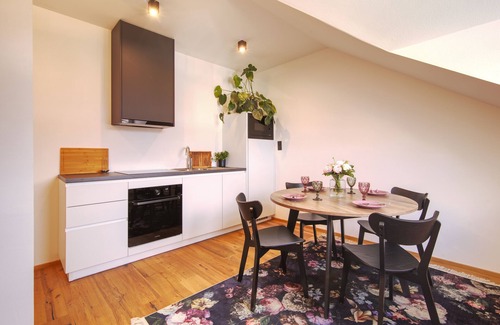 Maribor Apartment | Luxury One-bedroom apartmen Kavenija w/parking